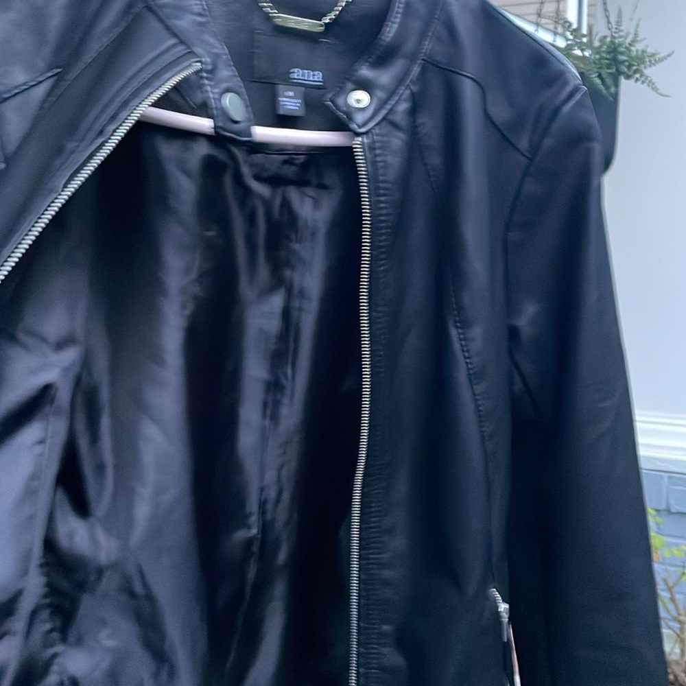 Nice Leather Jacket - image 3